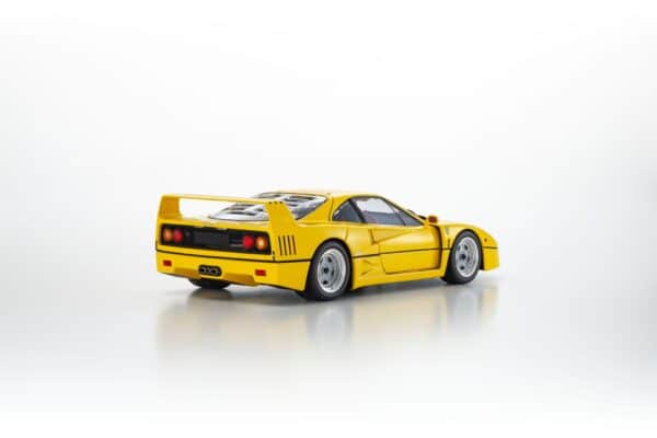 Kyosho - 1:18 Ferrari F40 Yellow 1987 - Diecast Model