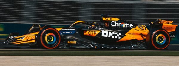 Minichamps 1:18 McLaren MCL38 #81 Oscar Piastri First Win Hungarian GP 2024 (537243181)