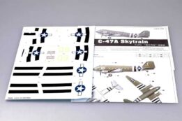 Trumpeter 1:32 Douglas C47 Skytrain model kit 02828