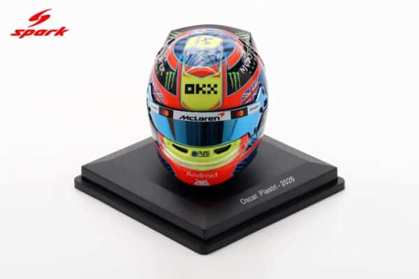 Spark 1:5 McLaren Mastercard F1 Team Oscar Piastri 2026 (5HF244) Replica Helmet 11 Spark 1:5 McLaren Mastercard F1 Team Oscar Piastri 2026 (5HF244) Replica Helmet
