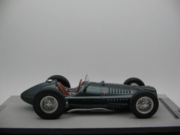tecnomodel - 1:18 brm v16 f1 winner albi gp heat 1953 #7 manuel fangio