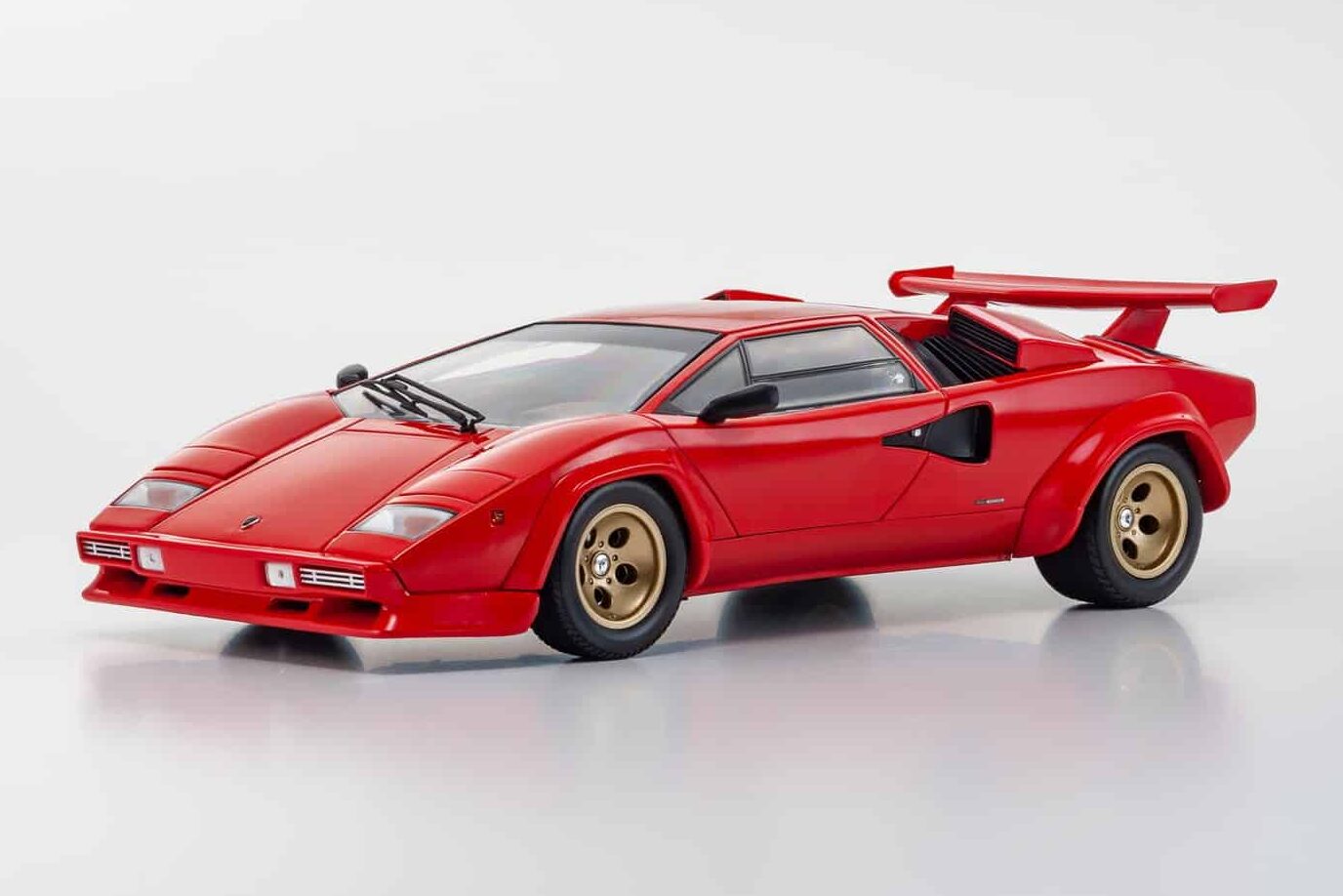 Kyosho - 1:18 Lamborghini Countach LP5000 Quattrovalvole Red - Diecast Model