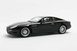 Cult Scale - 1:18 Aston Martin DB7 Coupe Mendip Blue 1993-99 - Limited Edition Resin Model