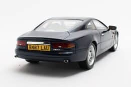 Cult Scale - 1:18 Aston Martin DB7 Coupe Bowland Black 1993-99 - Limited Edition Resin Model