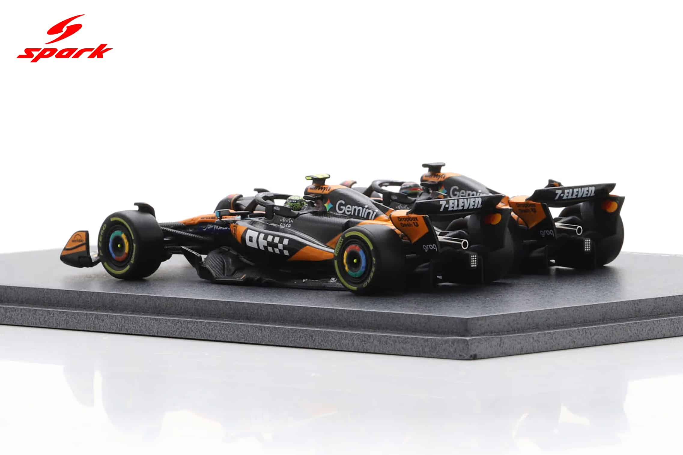 Spark 1:64 McLaren MCL39 No.4 & 81 Formula 1 Constructors' Champion 2025 Lando Norris, Oscar Piastri 2-Car Set with Display Base (64S084) Resin Model 5 Spark 1:64 McLaren MCL39 No.4 & 81 Formula 1 Constructors' Champion 2025 Lando Norris, Oscar Piastri 2-Car Set with Display Base (64S084) Resin Model - Image 5