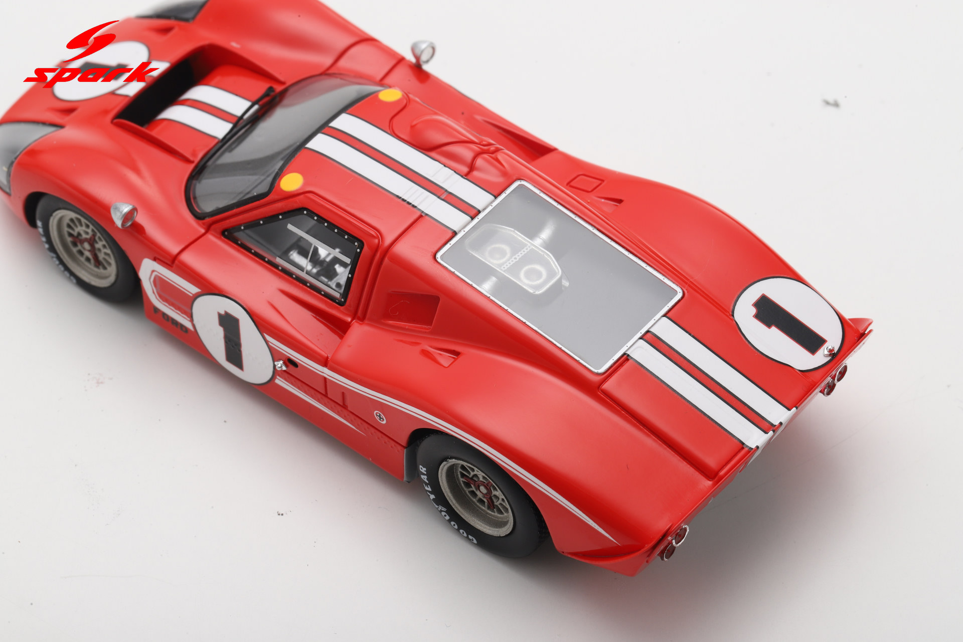 Spark 1:43 Ford MK IV No.1 Winner 24H Le Mans 1967 D. Gurney - A. J. Foyt (43LM67) Resin Model 11 Spark 1:43 Ford MK IV No.1 Winner 24H Le Mans 1967 D. Gurney - A. J. Foyt (43LM67) Resin Model - Image 11