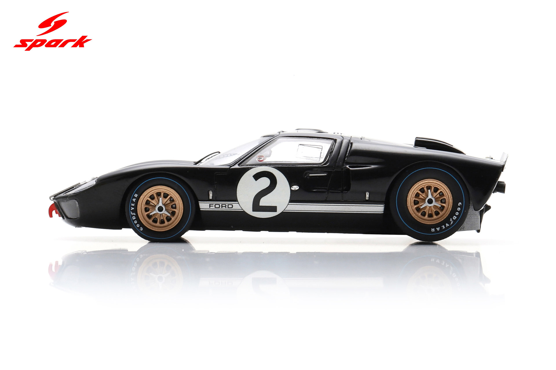 Spark 1:43 Ford Mk II No.2 Winner 24H Le Mans 1966 B. McLaren - C. Amon (43LM66) Resin Model 5 Spark 1:43 Ford Mk II No.2 Winner 24H Le Mans 1966 B. McLaren - C. Amon (43LM66) Resin Model - Image 5