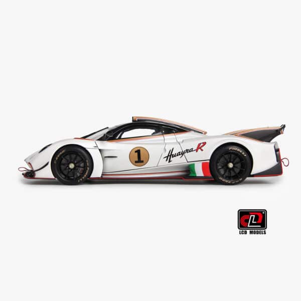 LCD - 1:18 Pagani Huayra R Pearl White 2021 - Diecast Model