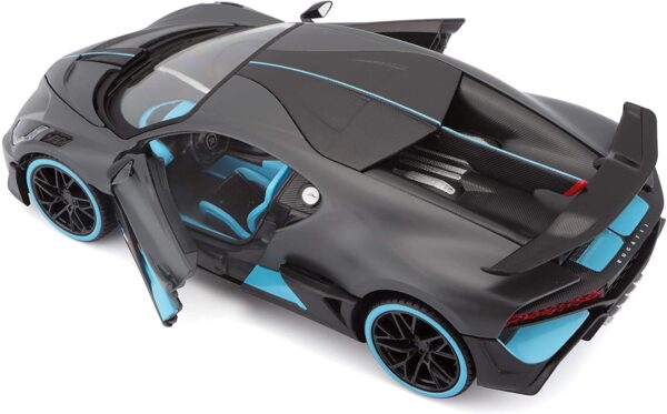 Maisto 1:24 Bugatti Divo Black Diecast Model Car 31526