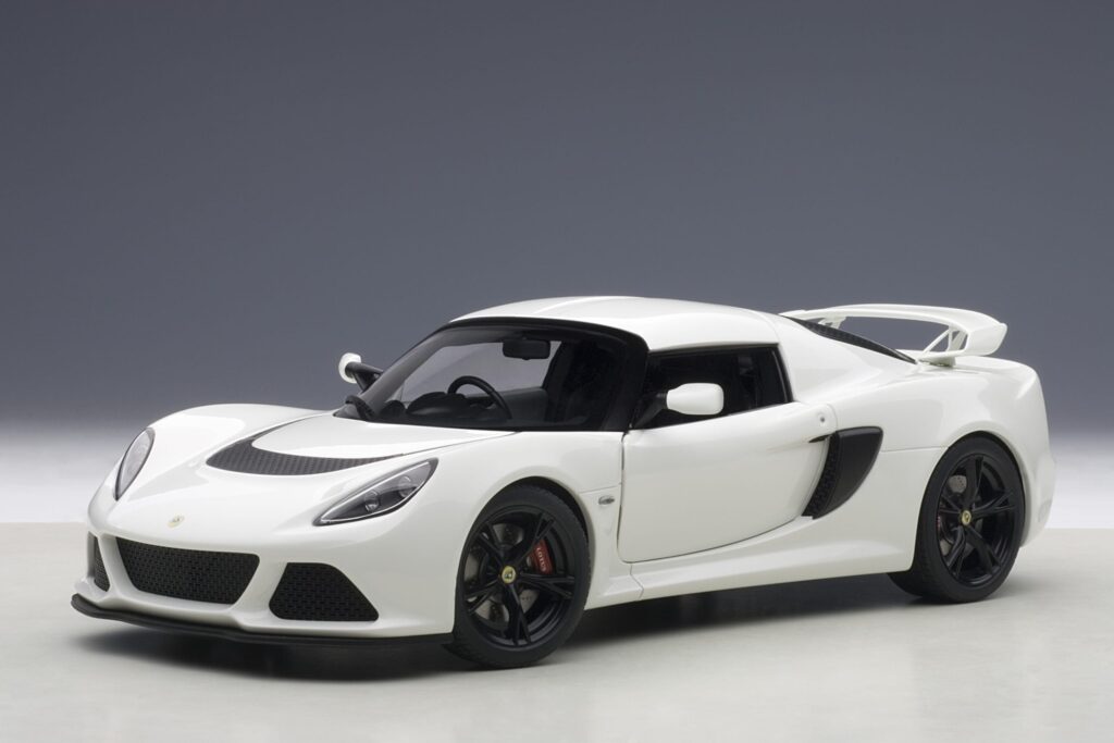Latest arrivals at model-universe.com - 22 June 2025 - including "yellow" Ferrari 499P's from 24h of Le Mans, exquisite RR Cullinan, Steve McQueen's personal Ferrari 250 GT, and many, many, more ... 4 AUTOart - 1:18 Lotus Exige S White - Diecast Model