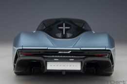 AUTOart - 1:18 McLaren Speedtail Frozen Blue 2020