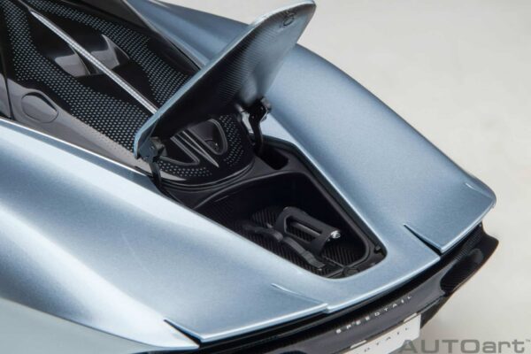 AUTOart - 1:18 McLaren Speedtail Frozen Blue 2020