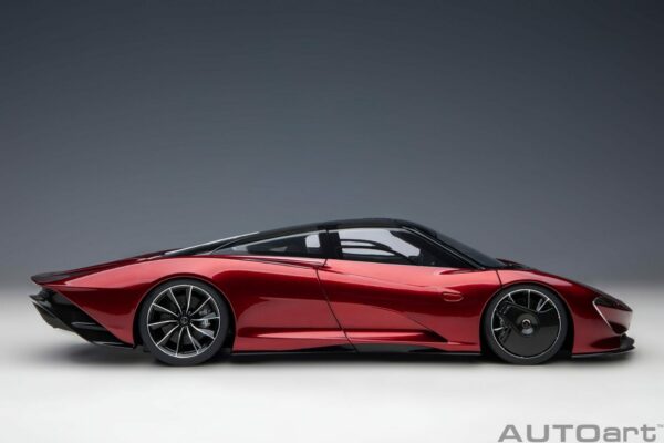 AUTOart - 1:18 McLaren Speedtail Volcano Red 2020