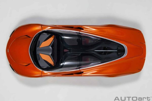 AUTOart - 1:18 McLaren Speedtail Volcano Orange 2020