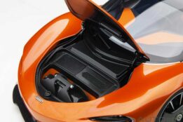 AUTOart - 1:18 McLaren Speedtail Volcano Orange 2020