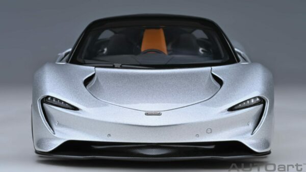 AUTOart - 1:18 McLaren Speedtail Supernova Silver 2020