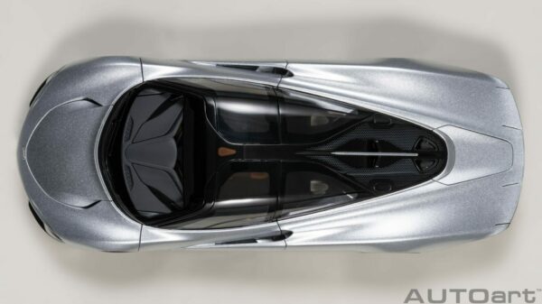 AUTOart - 1:18 McLaren Speedtail Supernova Silver 2020