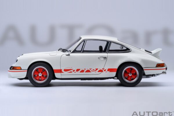 AUTOart - 1:18 Porsche 911 Carrera 2.7 RS Grand Prix White Red Stripes - Composite Model