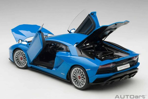 autoart - 1:18 lamborghini aventador s (blue nila)