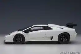 AUTOart - 1:18 Lamborghini Diablo SV R 1996 Impact White