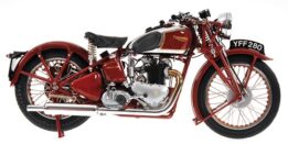 Minichamps 122133700 Triumph Speed Twin 1939 Red Motorcycle 1:12 scale diecast model