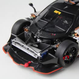 LCD - 1:18 Pagani Huayra R Pearl White 2021 - Diecast Model