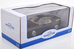 MCG 1/18 Porsche 928 S Black Diecast Model Car 18201