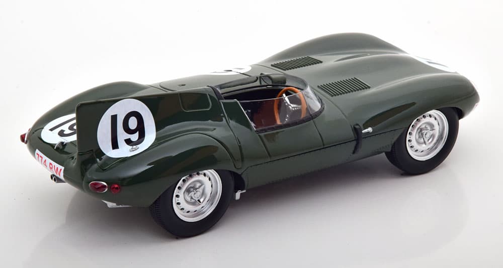 CMR 1:18 Jaguar D-Type Longnose Hawthorn/Walters Winner 12h Sebring 1955 (CMR193) Diecast Model 2 CMR 1:18 Jaguar D-Type Longnose Hawthorn/Walters Winner 12h Sebring 1955 (CMR193) Diecast Model - Image 2