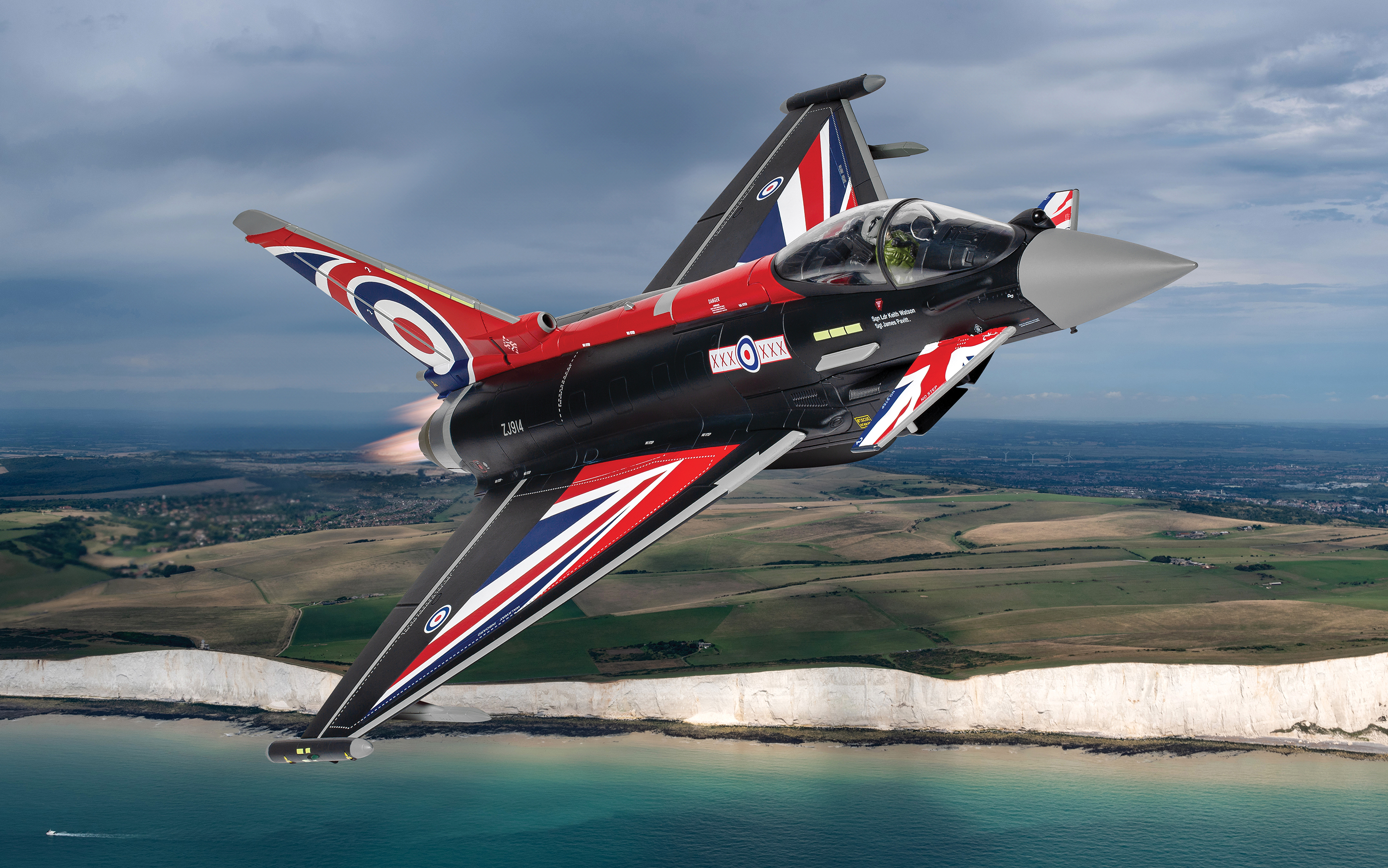 Corgi 1:48 Eurofighter Typhoon FGR4 "Blackjack" 2022 RAF (AA29003) Limited Edition Diecast Model 3 Corgi 1:48 Eurofighter Typhoon FGR4 "Blackjack" 2022 RAF (AA29003) Limited Edition Diecast Model - Image 3