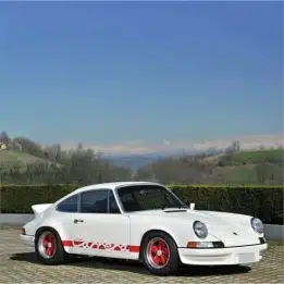 AUTOart - 1:18 Porsche 911 Carrera 2.7 RS Grand Prix White Red Stripes