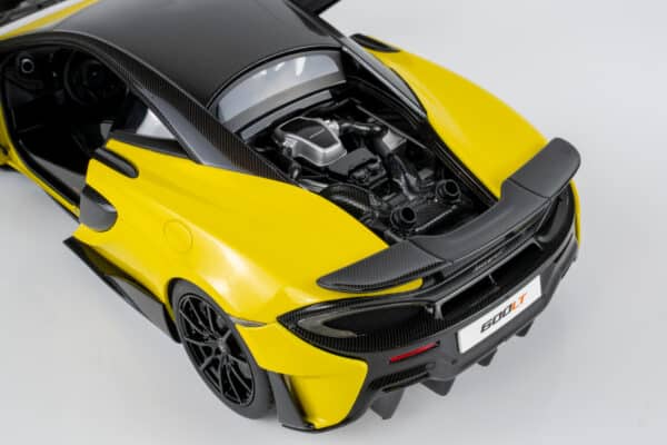 AUTOart 1:18 McLaren 600LT Sicilian Yellow (76082) Composite Model 16 AUTOart 1:18 McLaren 600LT Sicilian Yellow (76082) Composite Model