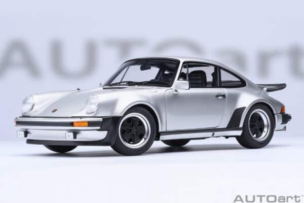 AUTOart 1:18 Porsche 911 Turbo 3.0 (930) Silver Metallic (78110) Composite Model