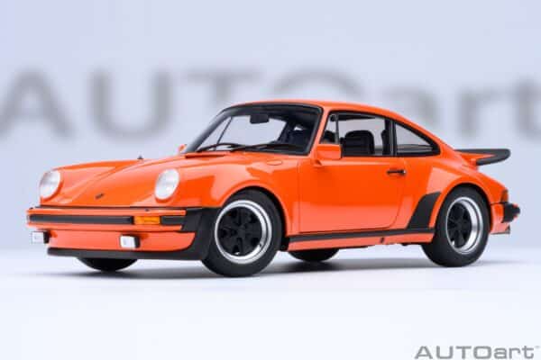 AUTOart 1:18 Porsche 911 Turbo 3.0 (930) Continental Orange (78112) Composite Model