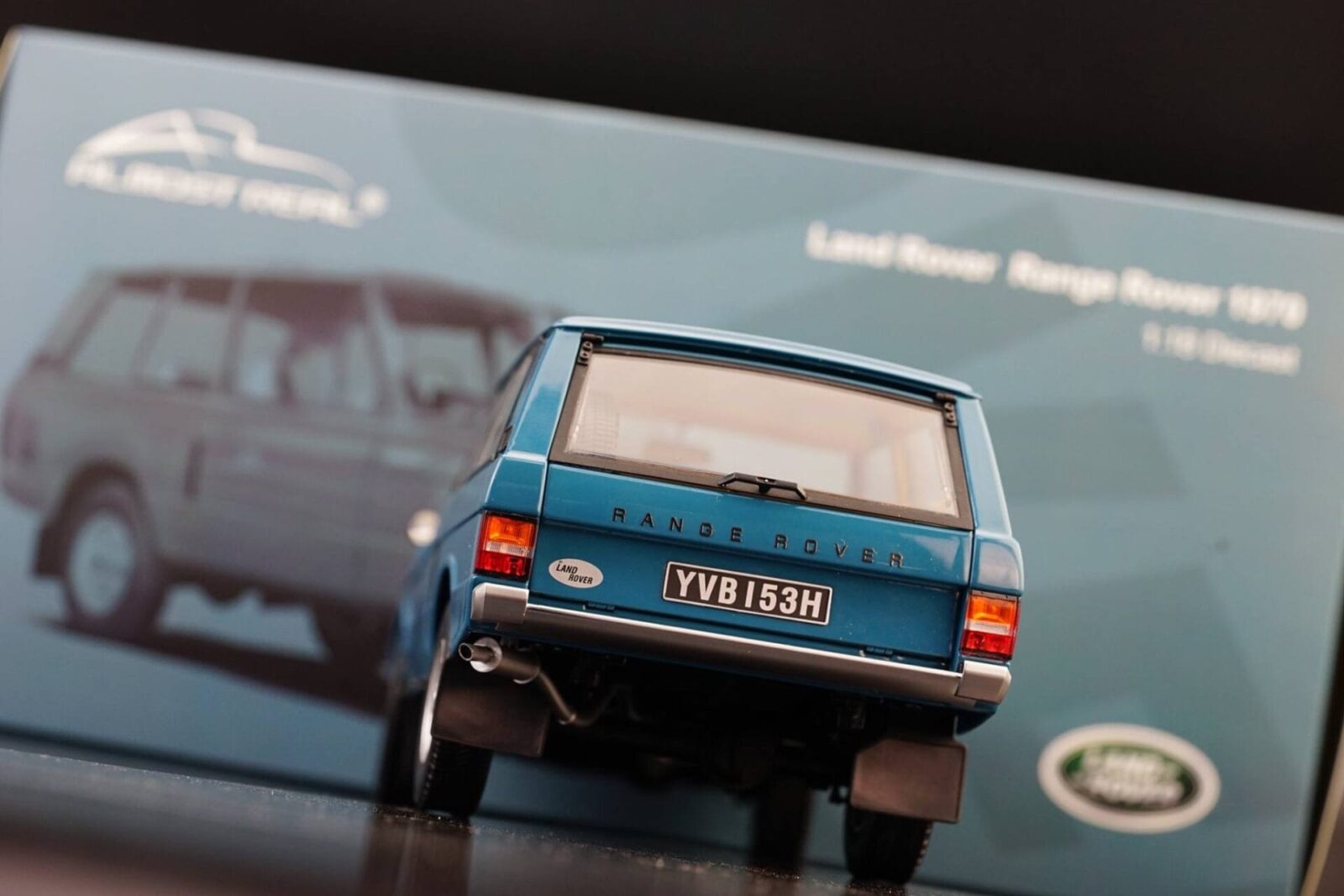 Almost Real 1/18 レンジローバー 1970 トスカーナブルー Almost Real