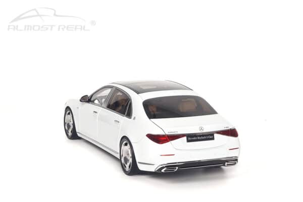 1:18 Mercedes Maybach S-Class 2021 Diamond White - Limited Edition Diecast Model - Almost Real