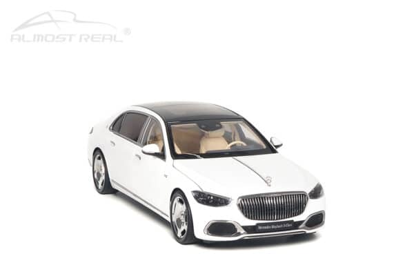 1:18 Mercedes Maybach S-Class 2021 Diamond White - Limited Edition Diecast Model - Almost Real