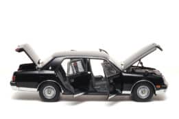 Almost Real - 1:18 Toyota Century 1997 Black - Diecast Model