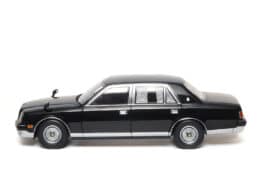 Almost Real - 1:18 Toyota Century 1997 Black - Diecast Model