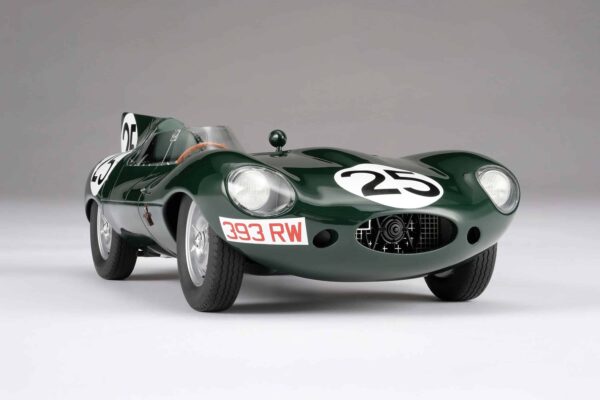 Amalgam - 1:18 Jaguar D-Type 1956 12h Reims Winner D.Hamilton, I.Bueb - Resin Model 20 Amalgam - 1:18 Jaguar D-Type 1956 12h Reims Winner D.Hamilton, I.Bueb - Resin Model