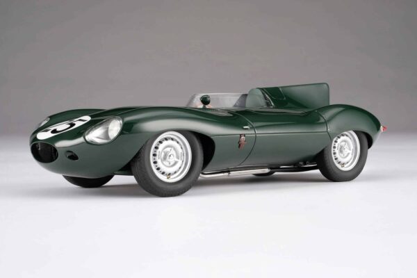 Amalgam - 1:18 Jaguar D-Type 1956 12h Reims Winner D.Hamilton, I.Bueb - Resin Model 27 Amalgam - 1:18 Jaguar D-Type 1956 12h Reims Winner D.Hamilton, I.Bueb - Resin Model