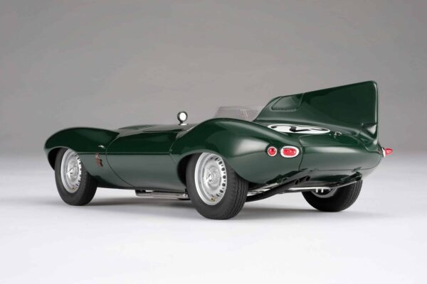 Amalgam - 1:18 Jaguar D-Type 1956 12h Reims Winner D.Hamilton, I.Bueb - Resin Model 21 Amalgam - 1:18 Jaguar D-Type 1956 12h Reims Winner D.Hamilton, I.Bueb - Resin Model