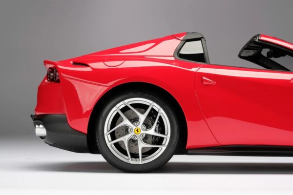 Amalgam - 1:12 Ferrari 812 GTS