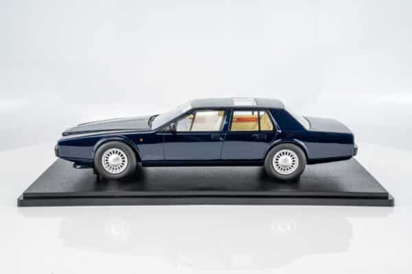 Cult Scale - 1:18 Aston Martin Lagonda Series IV Royal Blue 1988-90 - Limited Edition Resin Model 13 Cult Scale - 1:18 Aston Martin Lagonda Series IV Royal Blue 1988-90 - Limited Edition Resin Model