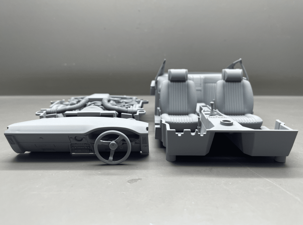 Stirling Scale Unveils Prototype of Aston Martin V8 Vantage (X-Pack) Model