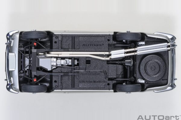 AUTOart 1:18 Aston Martin DB5 1964 Silver (70287) Composite Model 35 AUTOart 1:18 Aston Martin DB5 1964 Silver (70287) Composite Model
