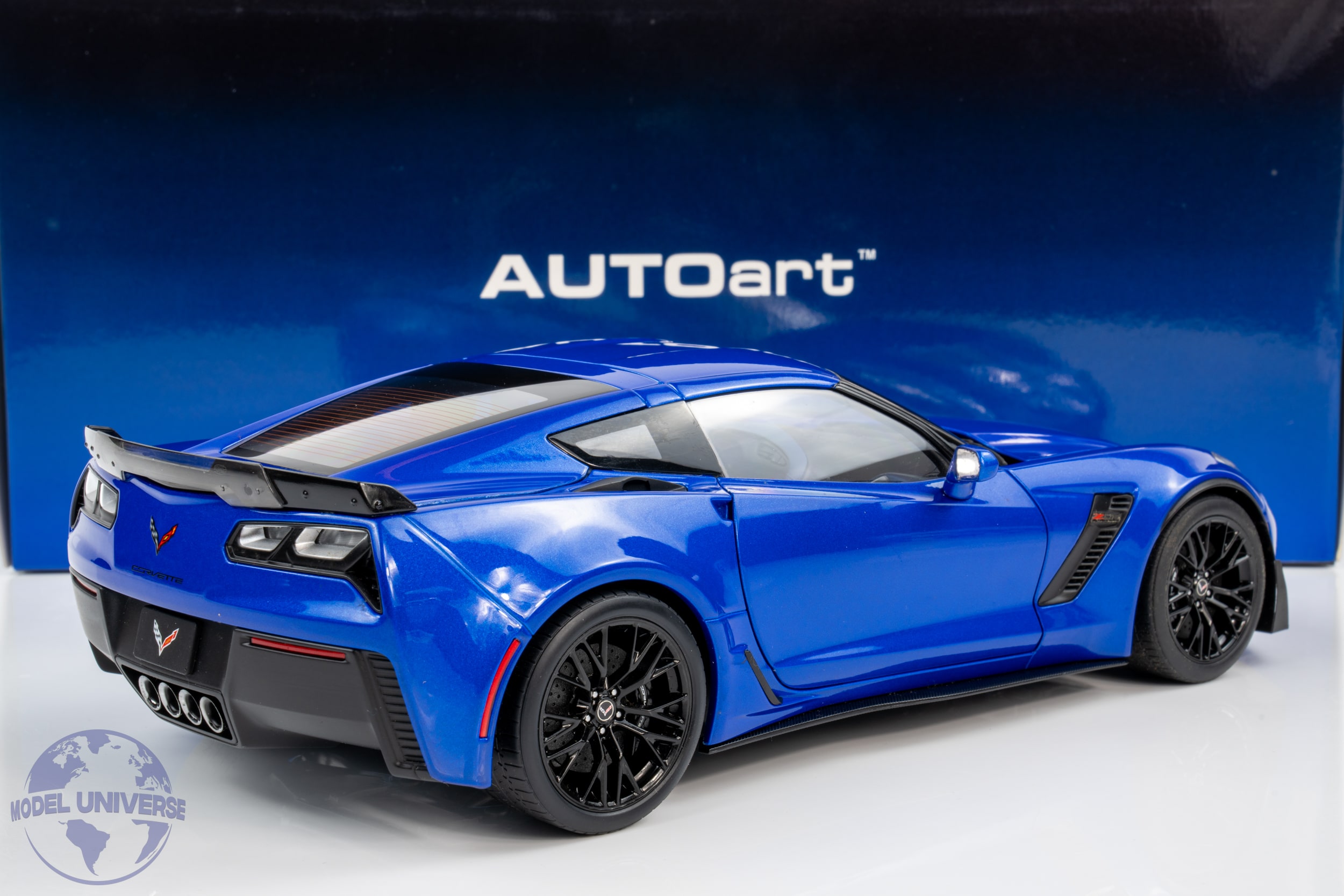 AUTOart 1:18 Chevrolet Corvette C7 Z06 Laguna Blue 2014 (71265) Composite Model 4 AUTOart - 1:18 Chevrolet Corvette C7 Z06 Laguna Blue 2014 - Composite Model