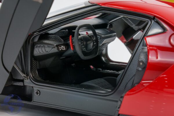 AUTOart - 1:18 Ford GT 2022 '64 Alan Mann Heritage Edition Red - Composite Model 23 AUTOart - 1:18 Ford GT 2022 '64 Alan Mann Heritage Edition Red - Composite Model