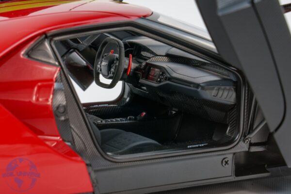 AUTOart - 1:18 Ford GT 2022 '64 Alan Mann Heritage Edition Red - Composite Model 22 AUTOart - 1:18 Ford GT 2022 '64 Alan Mann Heritage Edition Red - Composite Model
