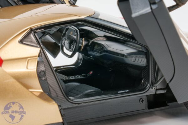 AUTOart - 1:18 Ford GT 2022 '64 Holman Moody Heritage Edition Gold - Composite Model 18 AUTOart - 1:18 Ford GT 2022 '64 Holman Moody Heritage Edition Gold - Composite Model