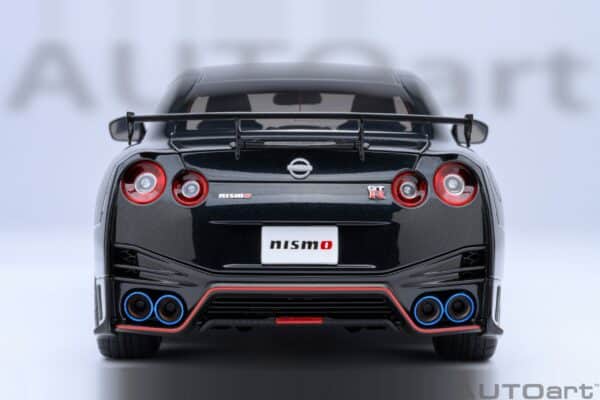 AUTOart - 1:18 Nissan GT-R R35 Nismo 2022 Special Edition (Meteor Flake Black Pearl)